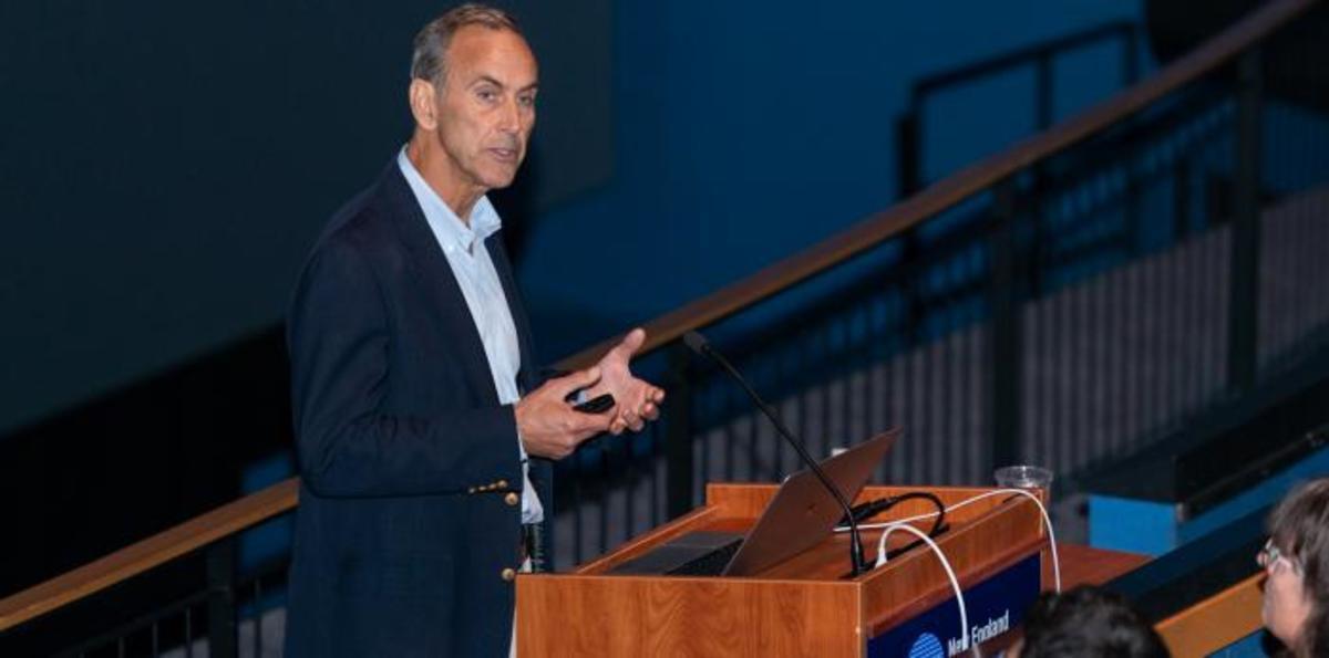 2018_10_Carlson-0928_1.jpg (Full)